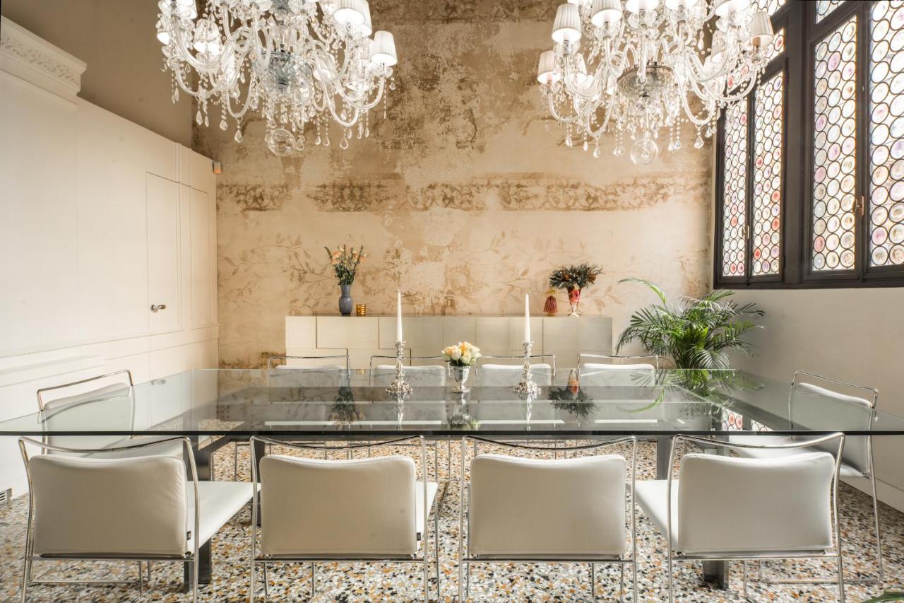 Апартаменты Palazzo Soranzo Noble Floor R&R Венеция Экстерьер фото